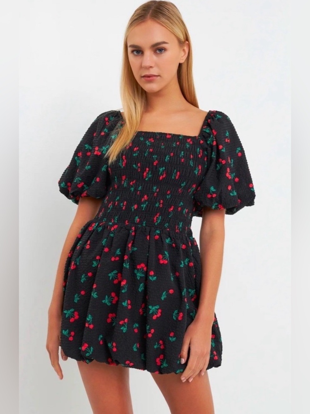 English Factory Black Cherry Print Smocked Puff Sleeves Dress Size Small